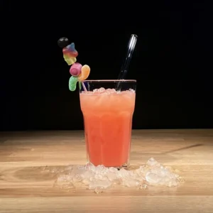Einzigartiges Highlight für die Hochzeit: Die mobile Caprice Bar sorgt mit frisch geshakten Cocktails für den perfekten Sektempfang und die Hochzeitsfeier